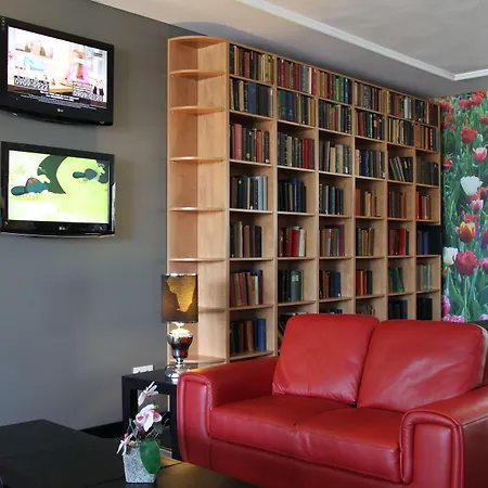 ベスト ウエスタン プラス アムステルダム エアポート ﾎｰﾌﾄﾞﾛｰﾌﾟ