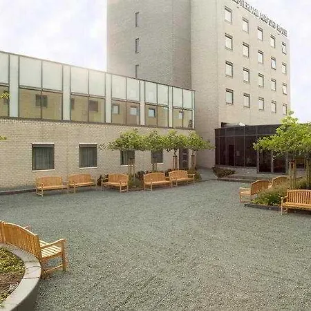 ベスト ウエスタン プラス アムステルダム エアポート ホテル ﾎｰﾌﾄﾞﾛｰﾌﾟ