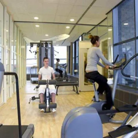 ホテル ベスト ウエスタン プラス アムステルダム エアポート 4*