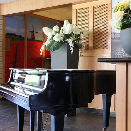 ホテル ベスト ウエスタン プラス アムステルダム エアポート 4*