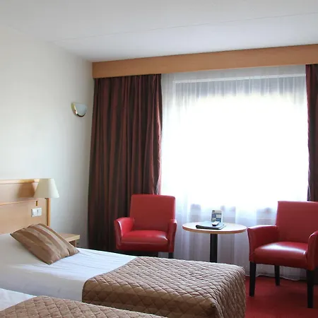 ホテル ベスト ウエスタン プラス アムステルダム エアポート 4*