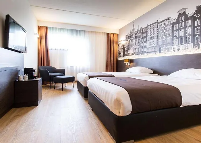 Western Amsterdam Airport Hotel 4*