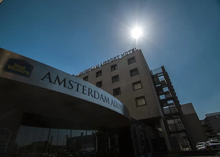 Western Amsterdam Airport Hotel 4*
