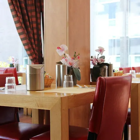 Hotel Western Amsterdam Airport 4*